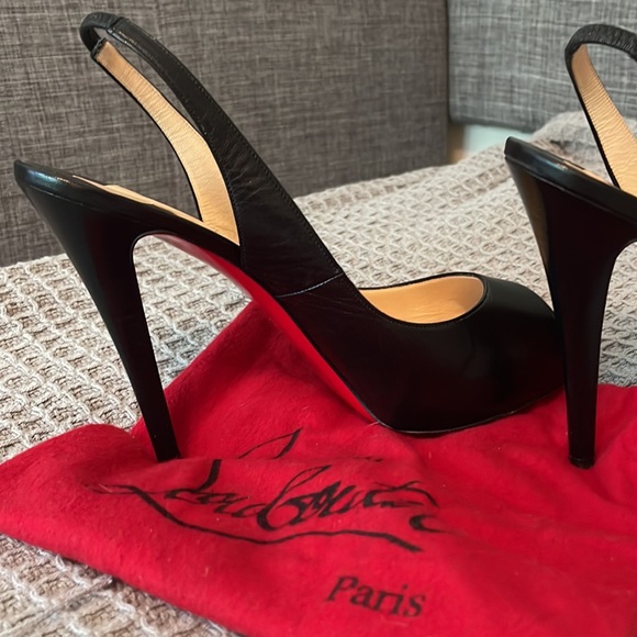 Christian Louboutin Black  Leather  Peep Toe Slingback Sandals 40.5 - Picture 9 of 12